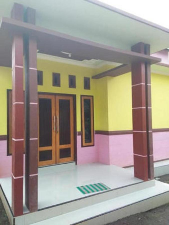Ijen Mansjestic B&B Tamansuruh Bagian luar foto
