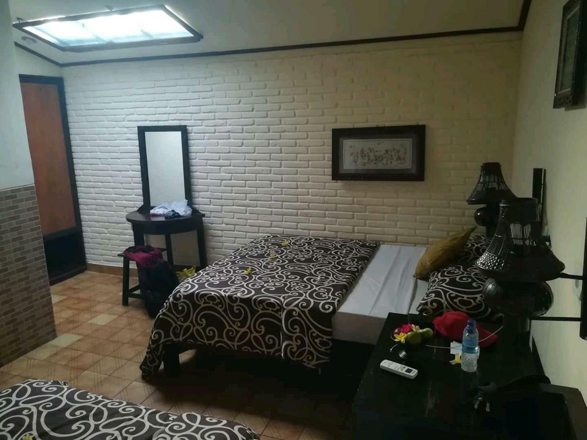 Ijen Mansjestic B&B Tamansuruh Bagian luar foto